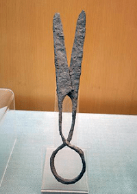 Agriculture: A pair of Eastern-Han iron Scissors